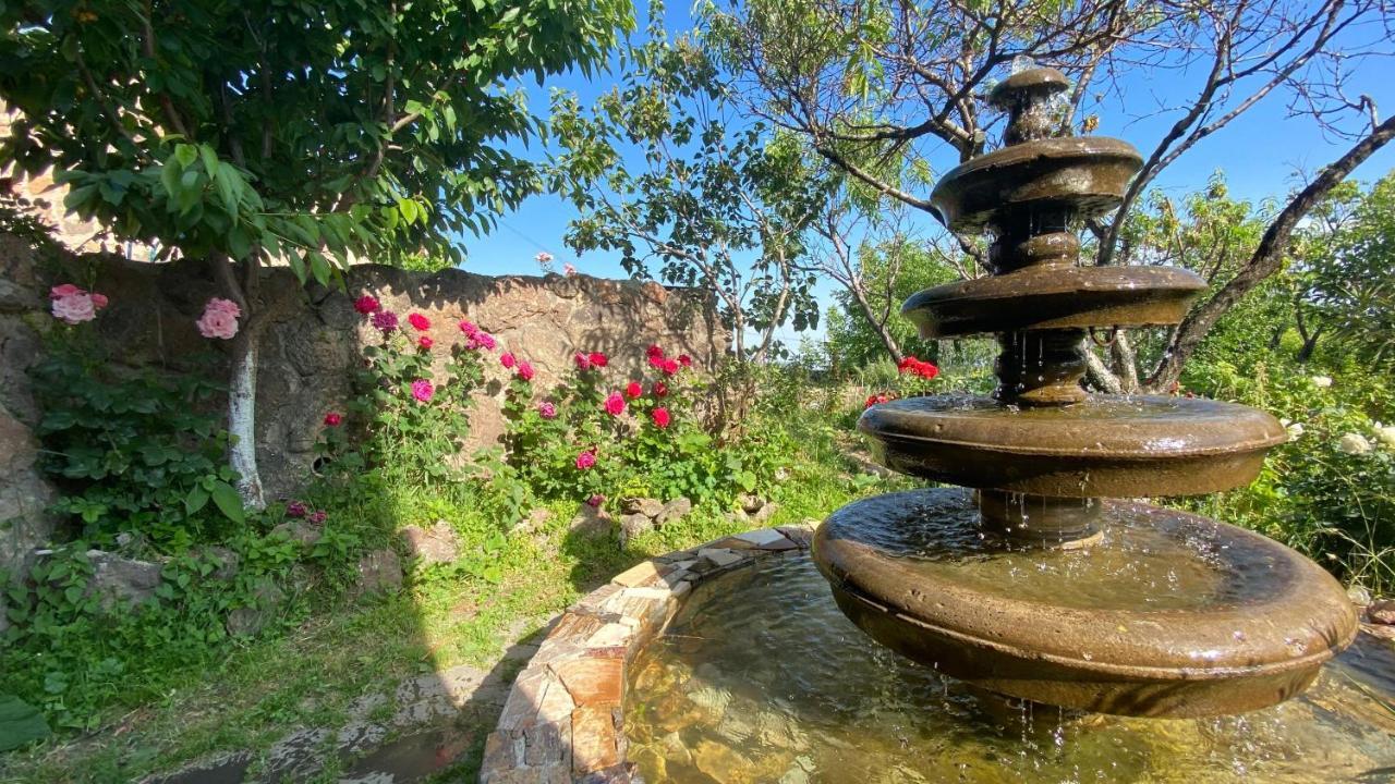 Byurakan Guesthouse & Cottage Εξωτερικό φωτογραφία