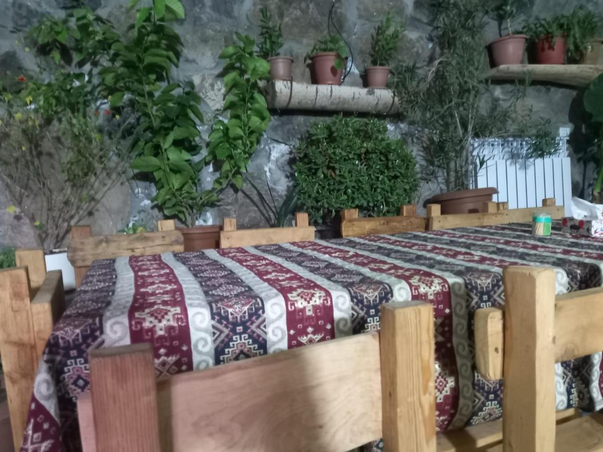 Byurakan Guesthouse & Cottage Εξωτερικό φωτογραφία