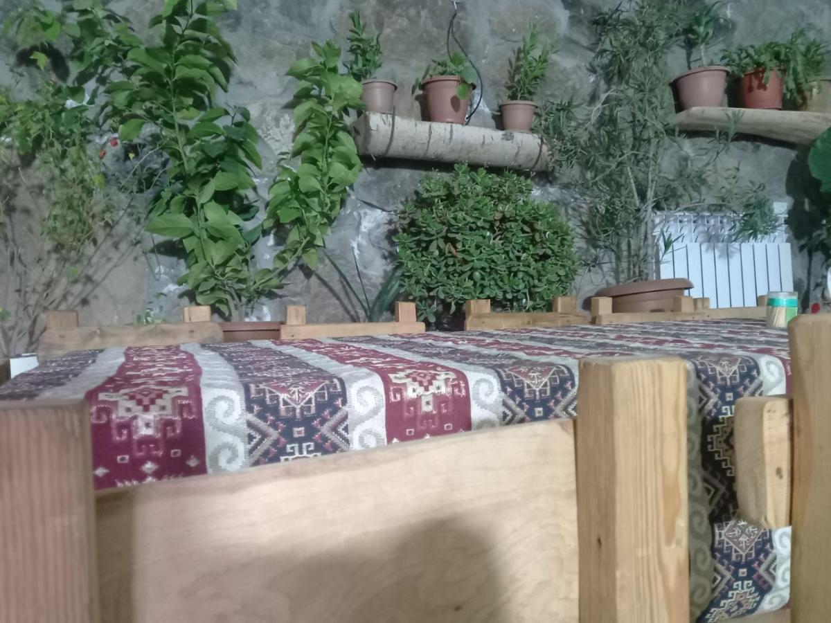 Byurakan Guesthouse & Cottage Εξωτερικό φωτογραφία