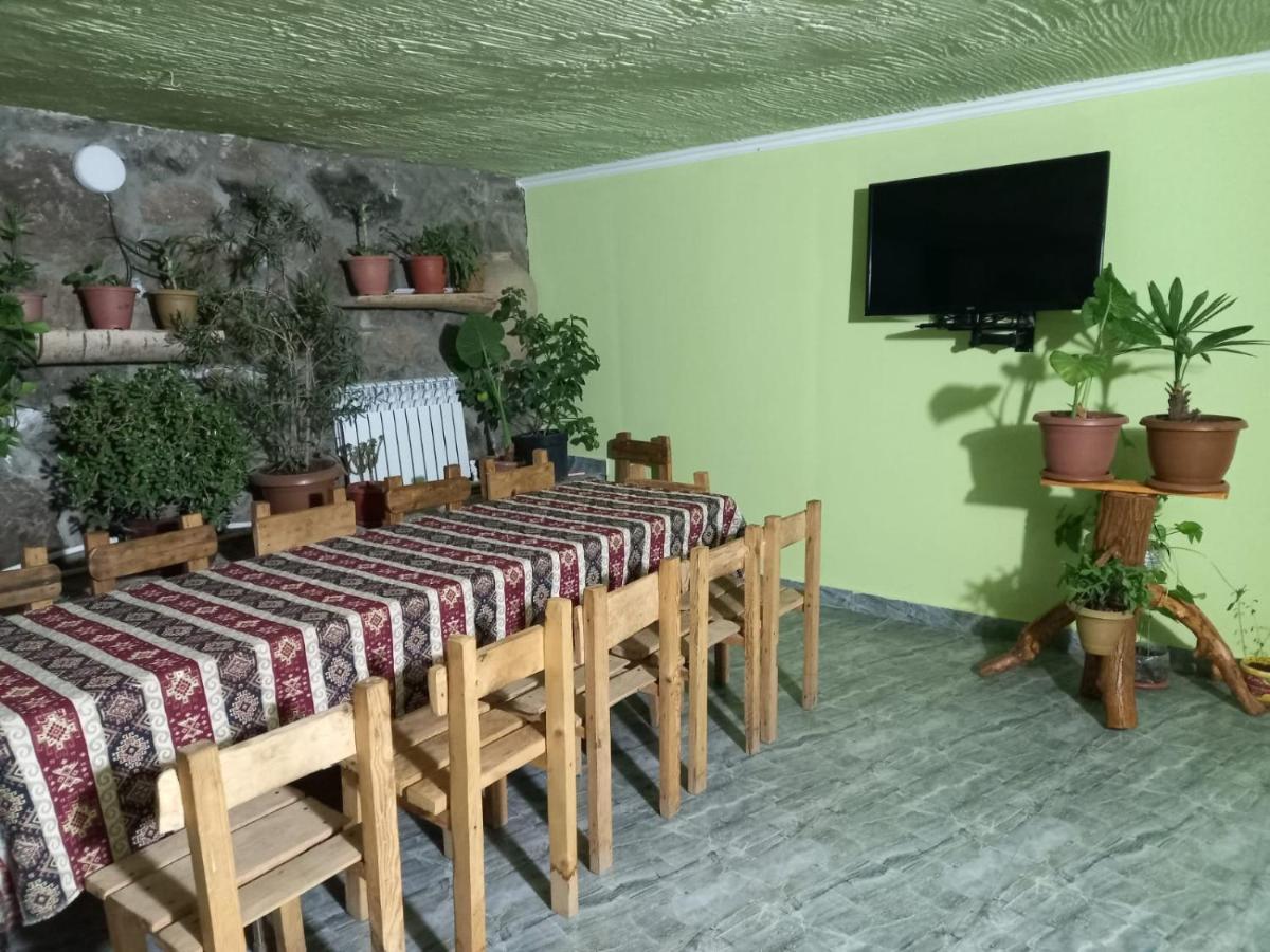 Byurakan Guesthouse & Cottage Εξωτερικό φωτογραφία