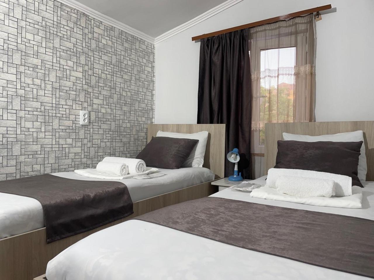Byurakan Guesthouse & Cottage Εξωτερικό φωτογραφία
