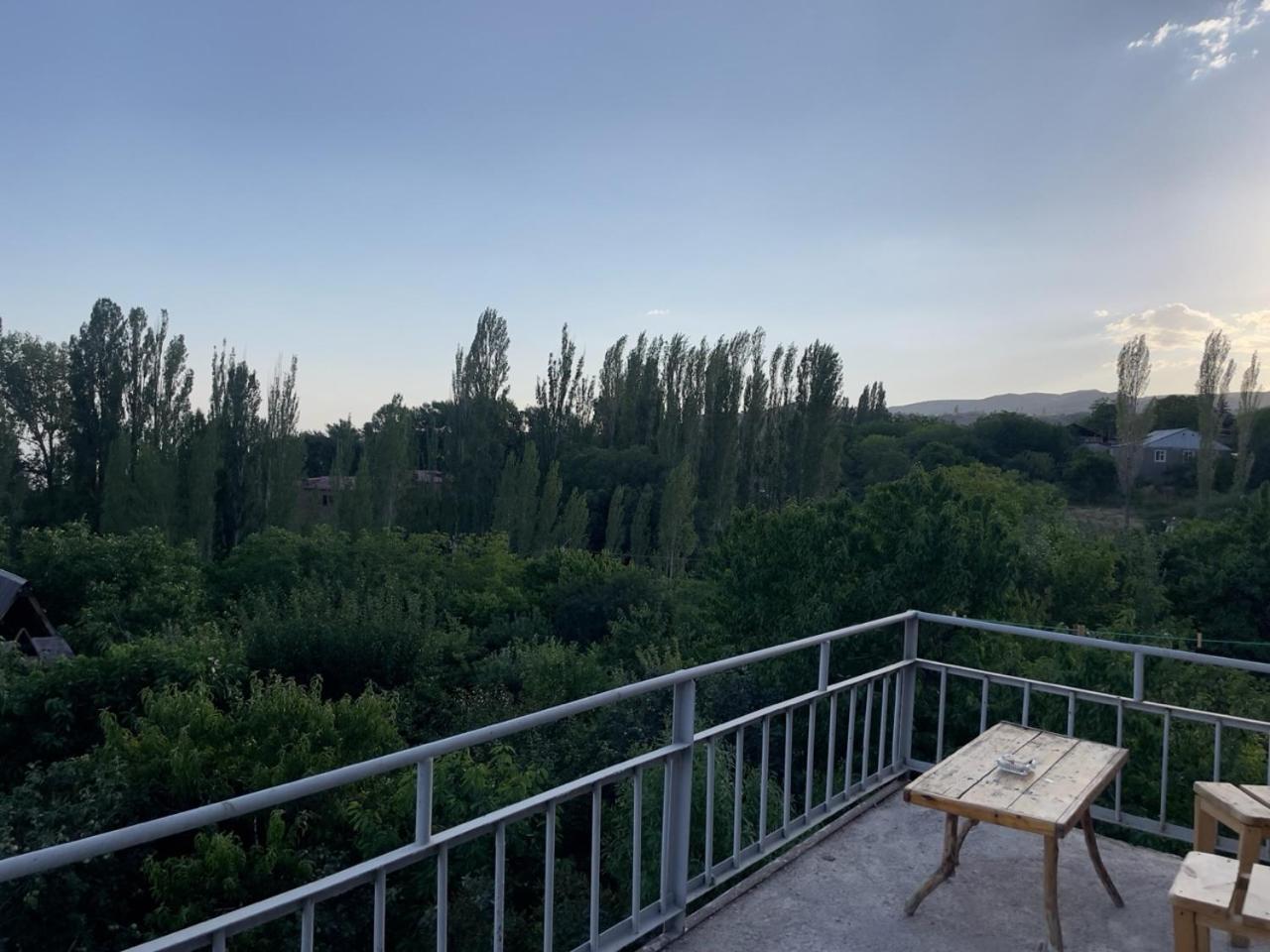 Byurakan Guesthouse & Cottage Εξωτερικό φωτογραφία