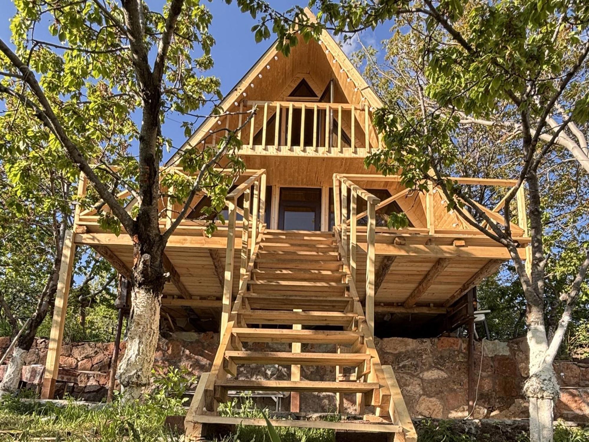 Byurakan Guesthouse & Cottage Εξωτερικό φωτογραφία